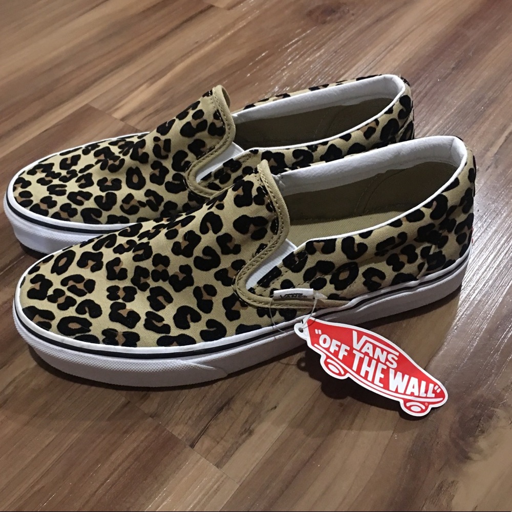 NWT Vans